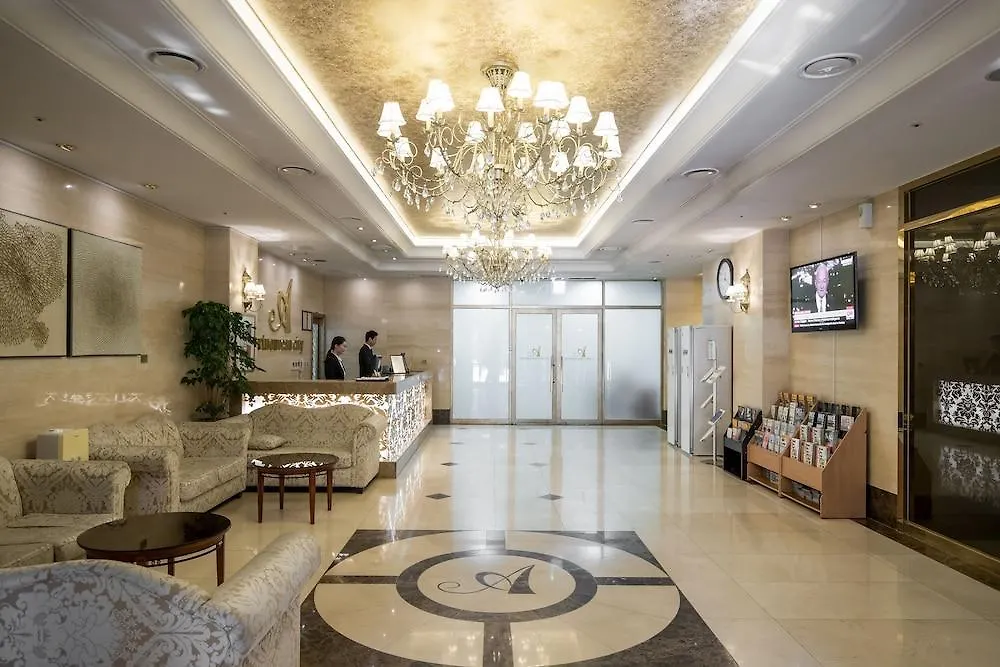 Hotel Artnouveau Seocho Seoul 4*,