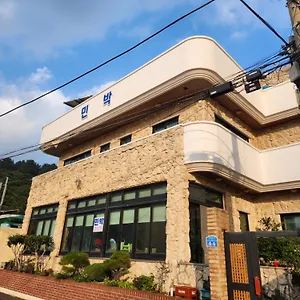  Guest house Bada Village Minbak South Korea